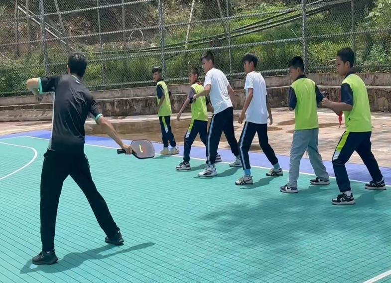 D:/桌面1/申报讲师职称个人陈述/社团/务匹克球.jpg务匹克球