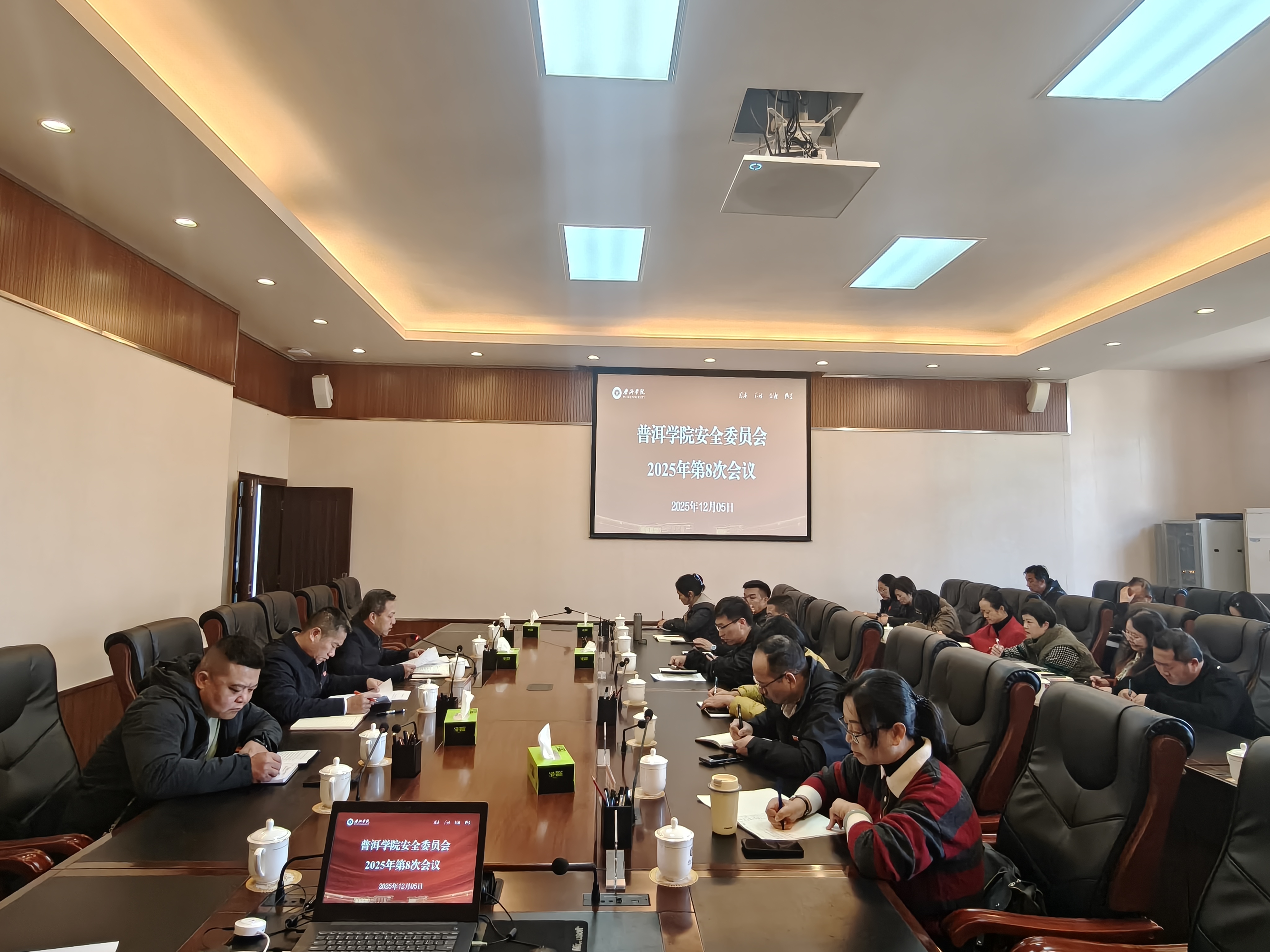 0e85807d3e4cdb5852edf68b57d23c32