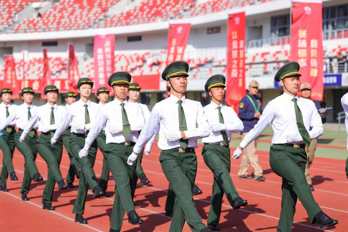 5C939668F9E0E8C6F9E9AA2F3C824730