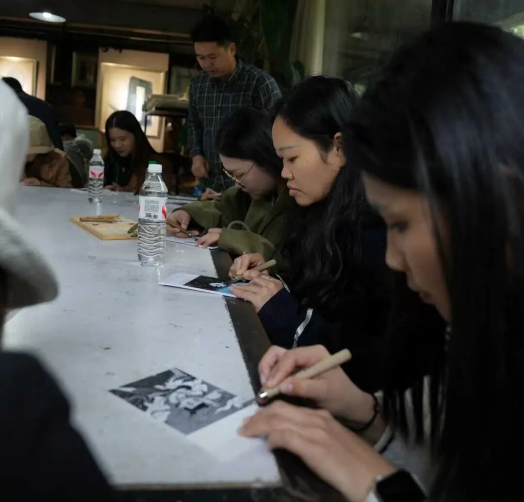 d4d38377431b2c31c67dabb69ec50bf5dece53e4