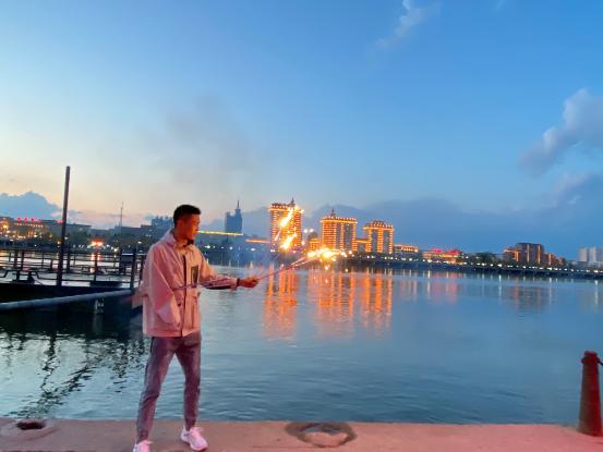 C:\Users\l\AppData\Local\Temp\WeChat Files\8117edbf4665ee7c6b3d9b57931b74b.jpg