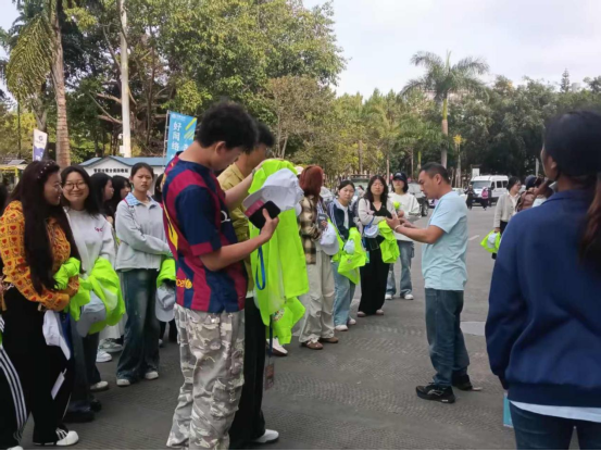 88a93216-c89a-4956-b8f6-1000f90638cc